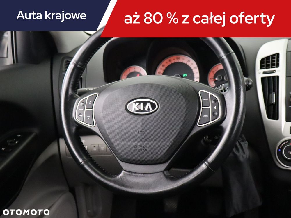 Kia Ceed - 22