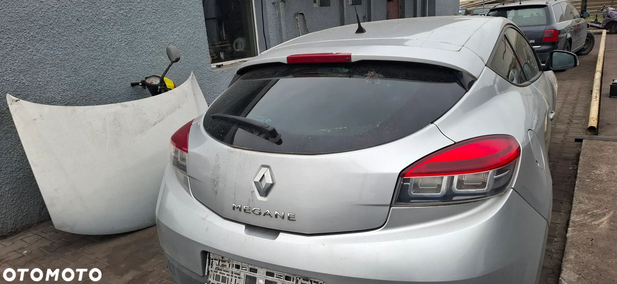 Renault MEGANE III Coupe 1,4 b  kod silnika H4J 700 na części - 12