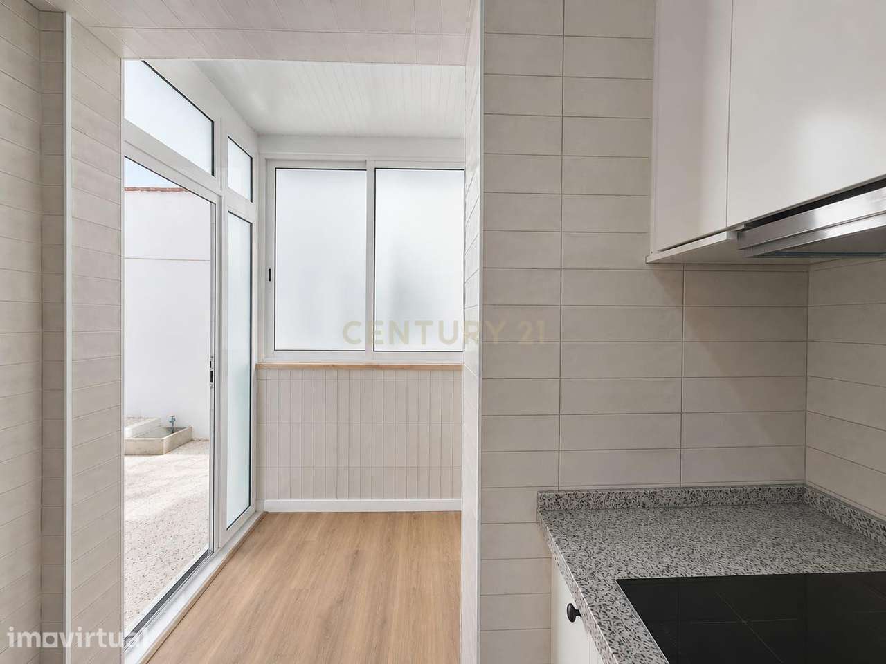 T2 QUELUZ  - TERRAÇO E GARAGEM, ARRECADAÇÃO - Grande imagem: 4/35
