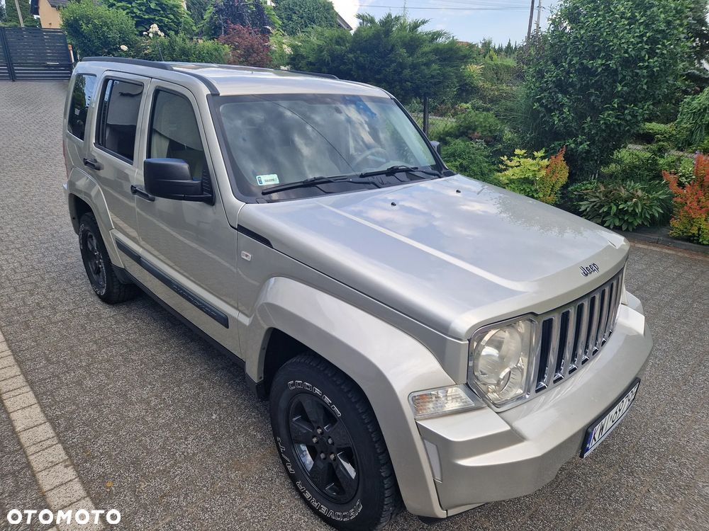 Jeep Cherokee - 23