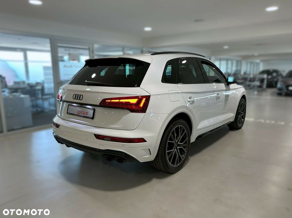 Audi SQ5 - 5