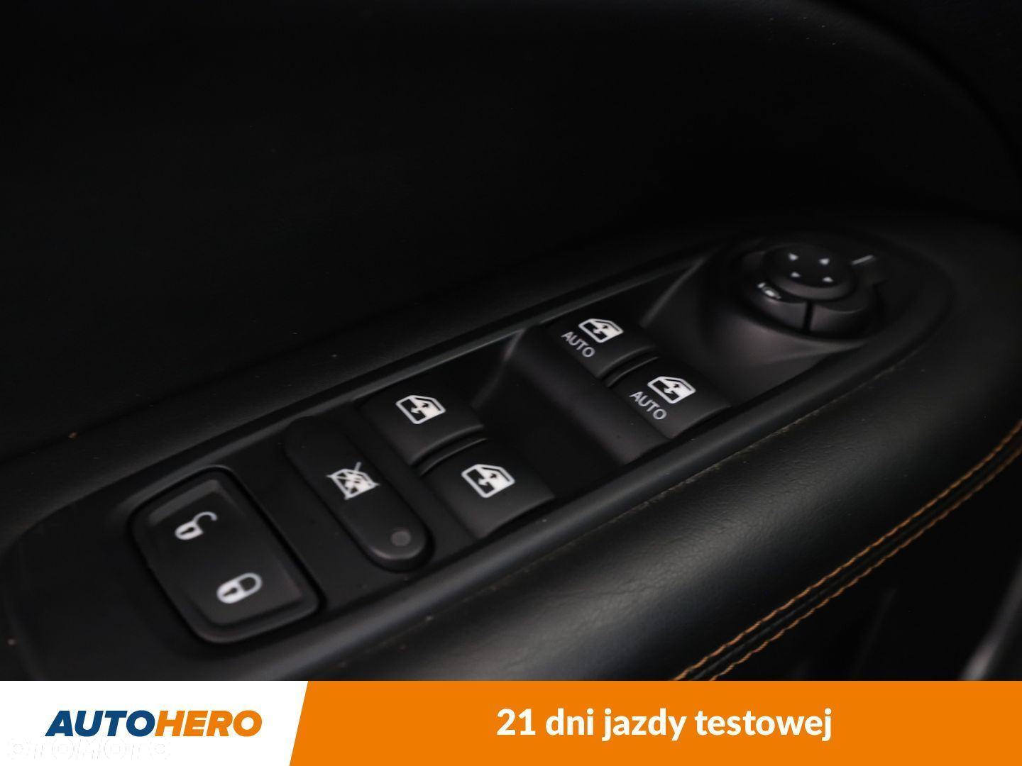 Jeep Compass 1.4 TMair Limited FWD S&S - 32