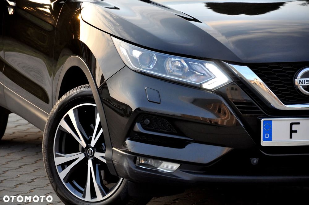 Nissan Qashqai 1.3 DIG-T DCT AKARI - 15