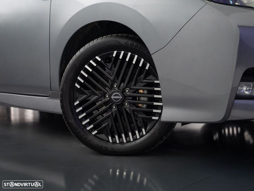 Nissan Leaf N-Connecta - 10