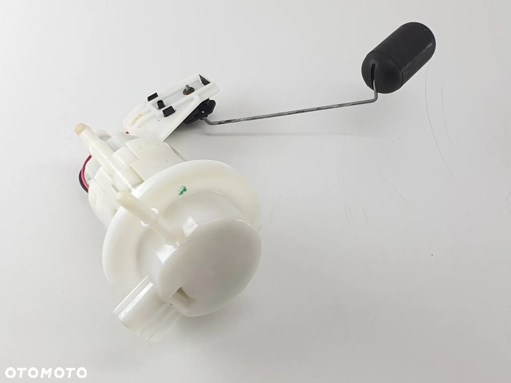 SUZUKI GSX-S 125 POMPA PALIWA PALIWOWA - 8