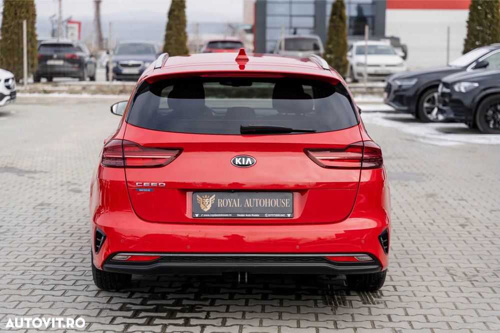 Kia Ceed 1.6 CRDi DCT GT Line - 11