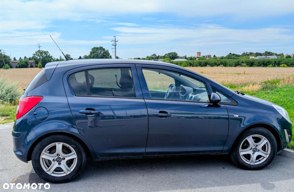 Opel Corsa 2013 photo 5
