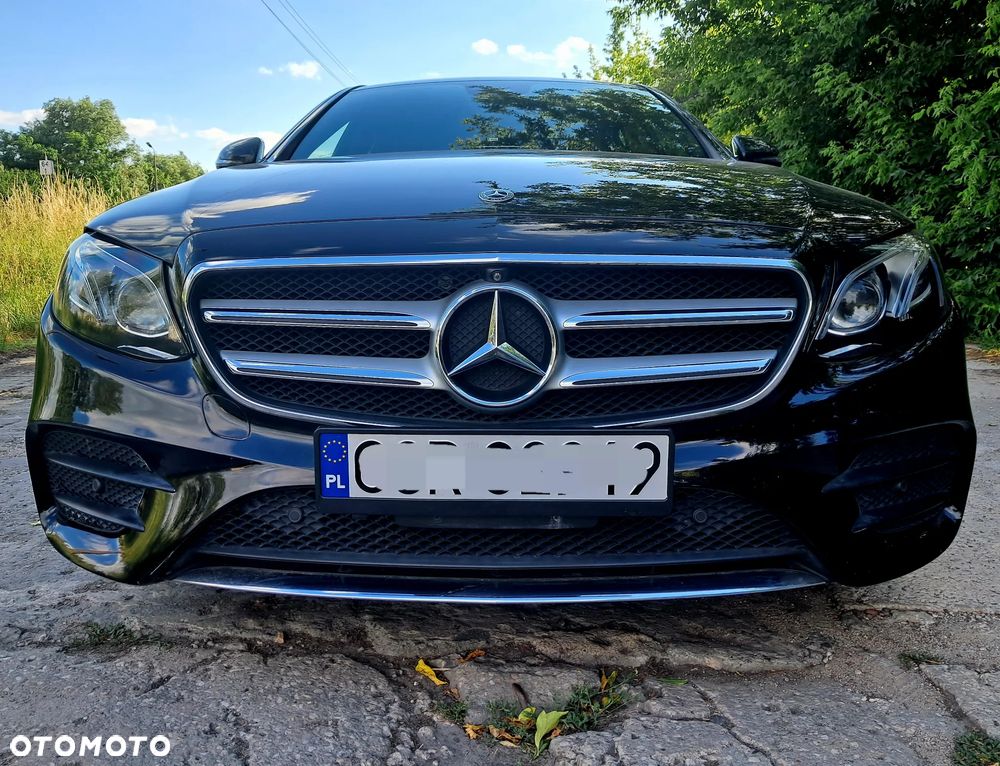Mercedes-Benz Klasa E 300 9G-TRONIC AMG Line - 5