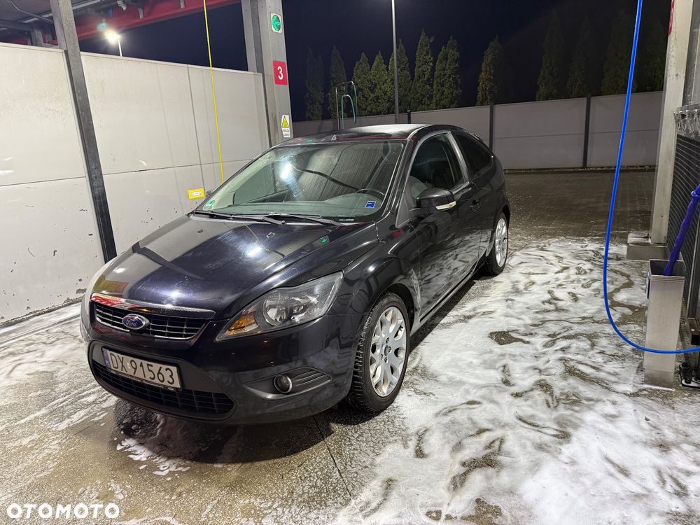 Ford Focus 1.6 16V Sport - 1