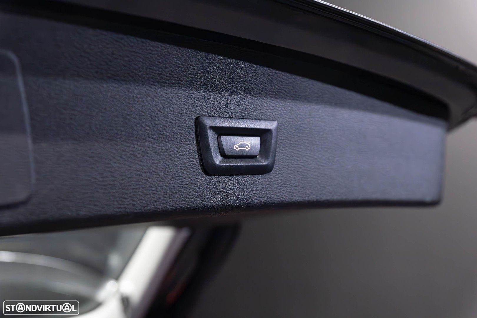 BMW X1 25 e xDrive Corporate Edition - 21