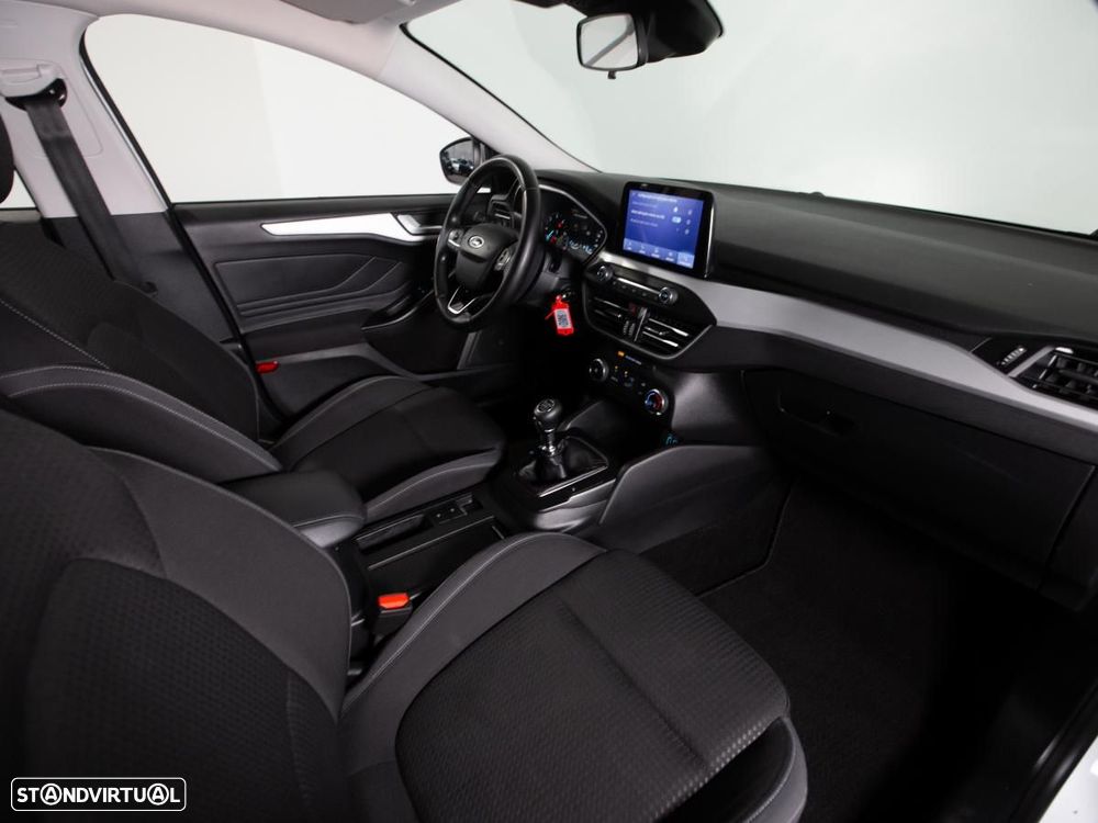 Ford Focus SW 1.5 TDCi EcoBlue Connected - 10