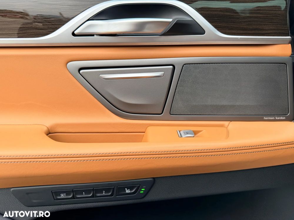 BMW Seria 7 740Ld xDrive - 31