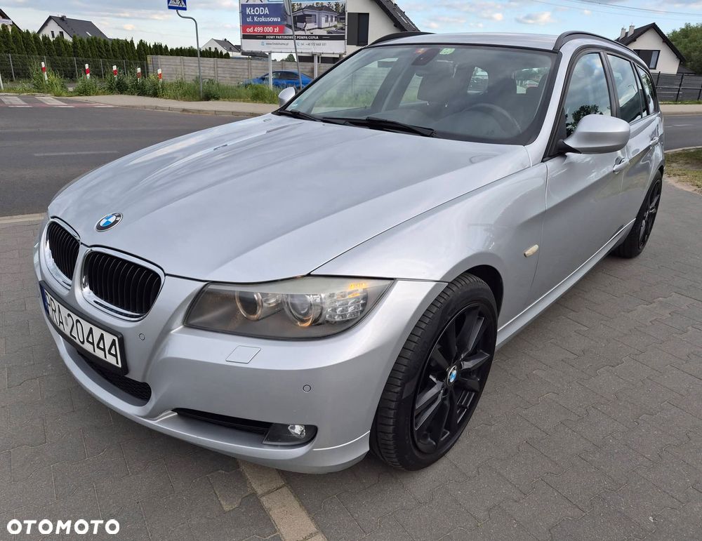 BMW Seria 3 318d - 1
