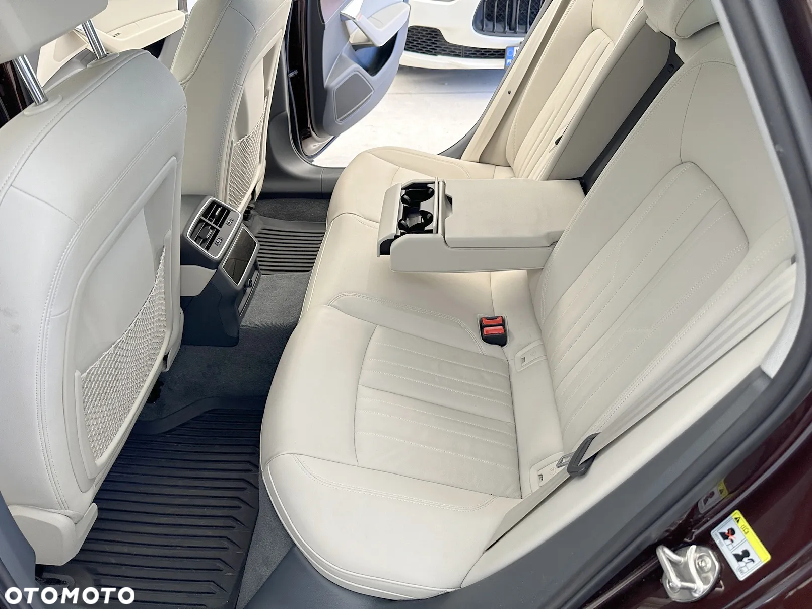 Audi A6 - 10