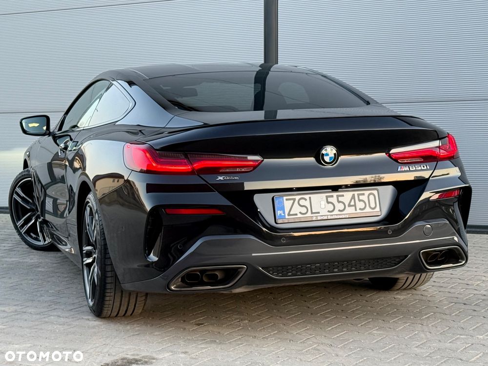BMW Seria 8 - 21