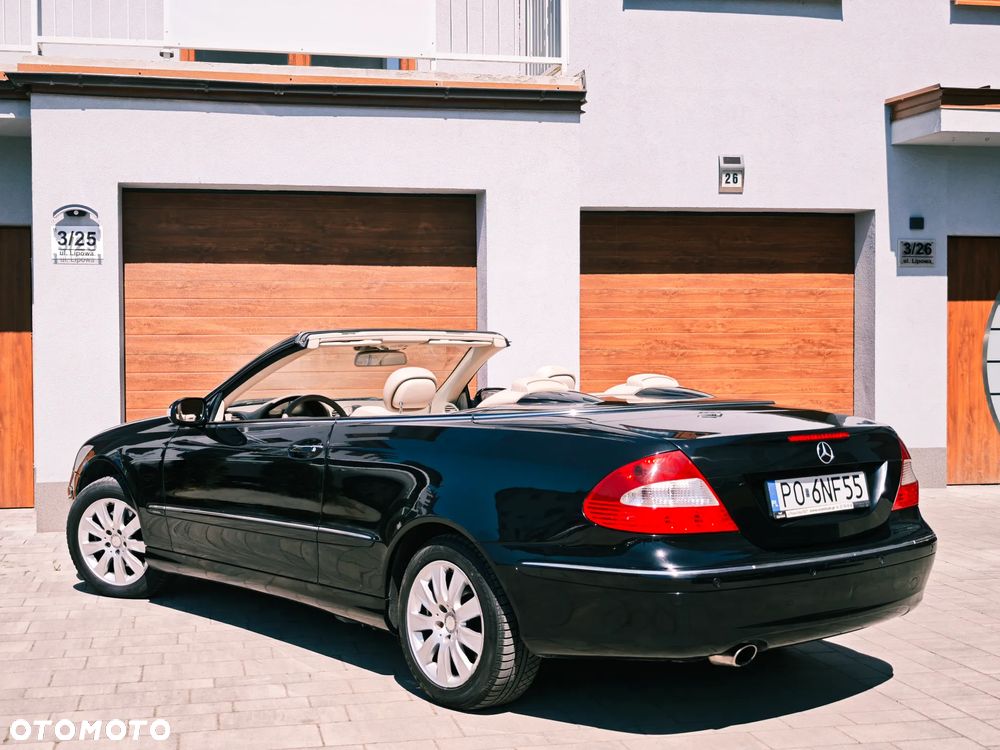 Mercedes-Benz CLK - 18