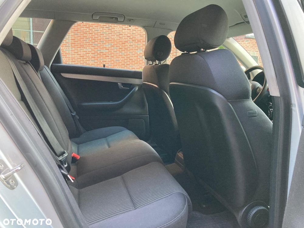 Audi A4 Avant 2.0T FSI - 9