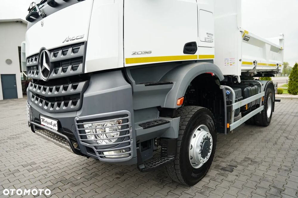 Mercedes-Benz AROCS 2038 / 4x4 / WYWROTKA 2 STRONNA / HYDROBURTA / AUTOMAT / - 21