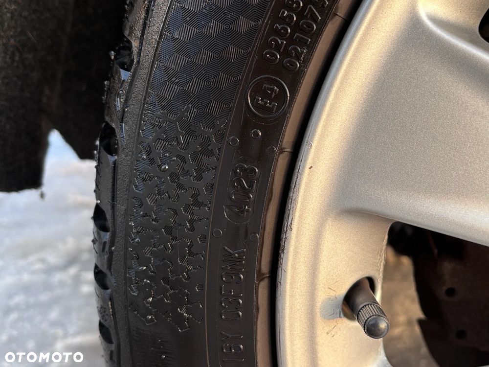 Mercedes-Benz CLC - 26