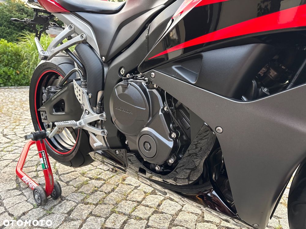 Honda CBR - 26