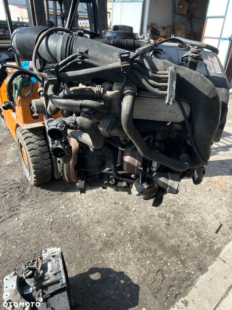 Silnik kompletny VW 2.0 TDI AZV 250 tys km - 2