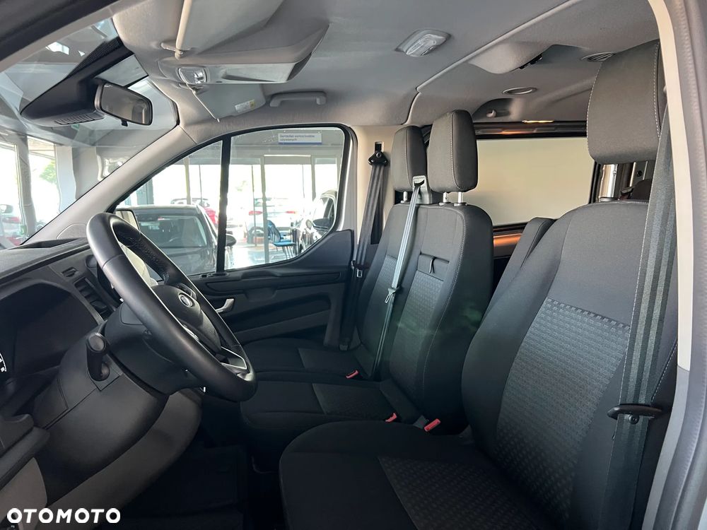 Ford Transit Custom - 19