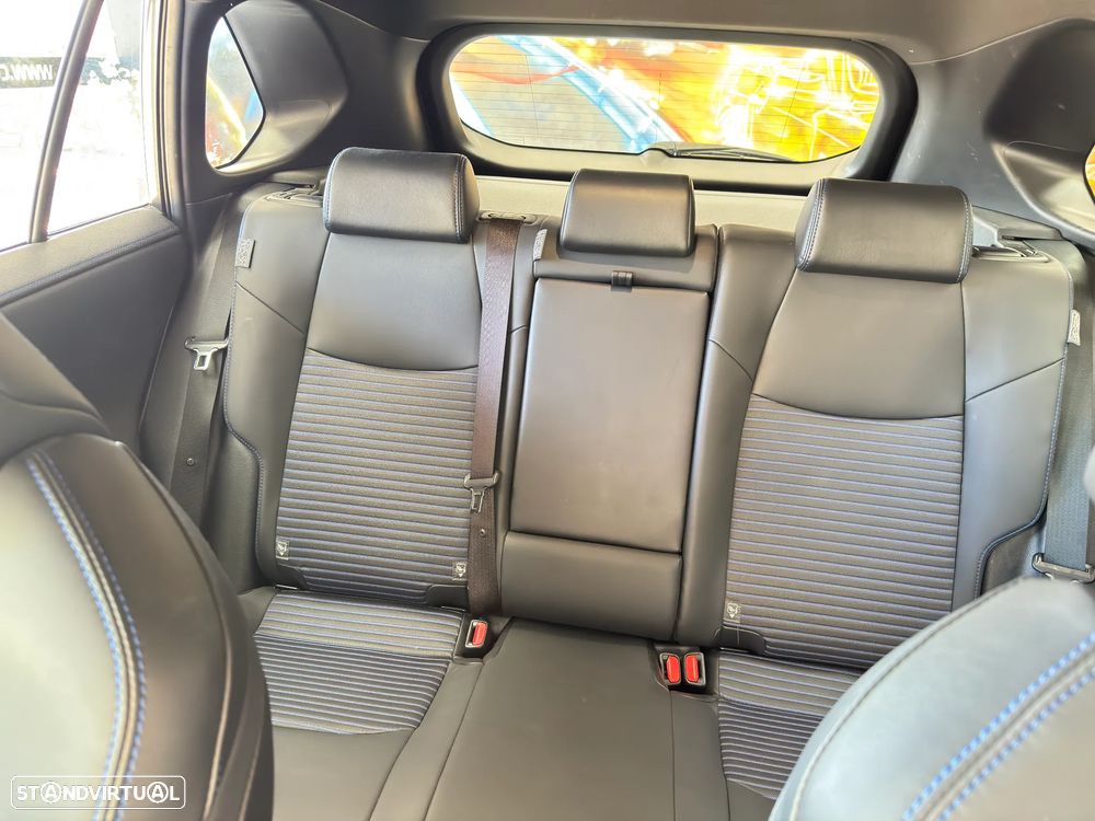 Toyota RAV4 2.5 HDF Square Collection - 8