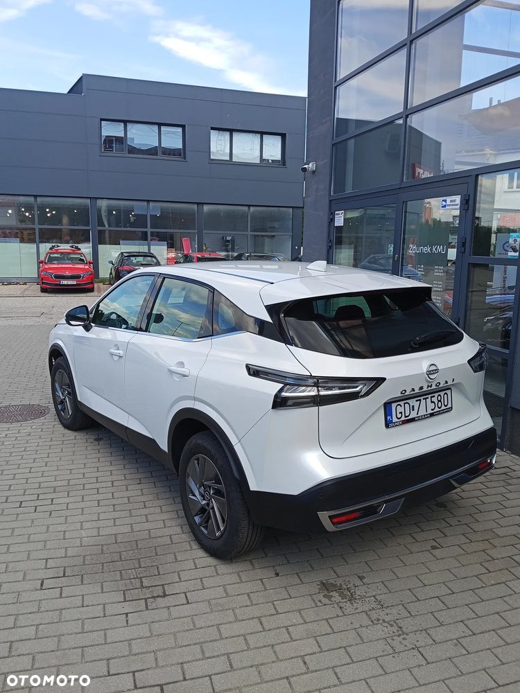 Nissan Qashqai 1.3 DIG-T MHEV Acenta Xtronic - 6