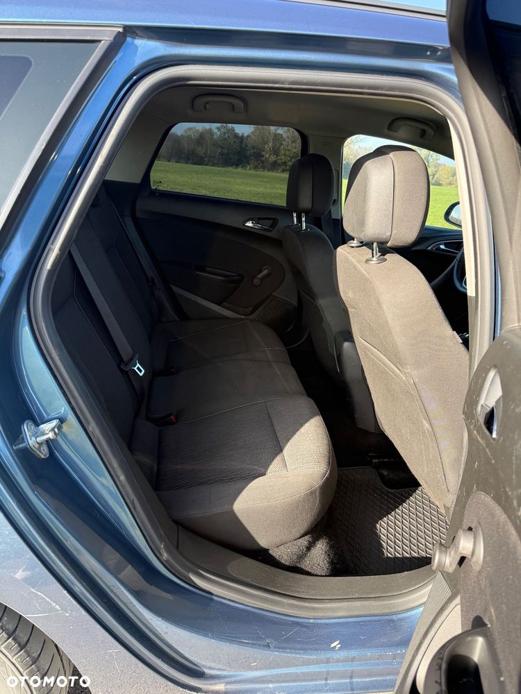 Opel Astra - 16