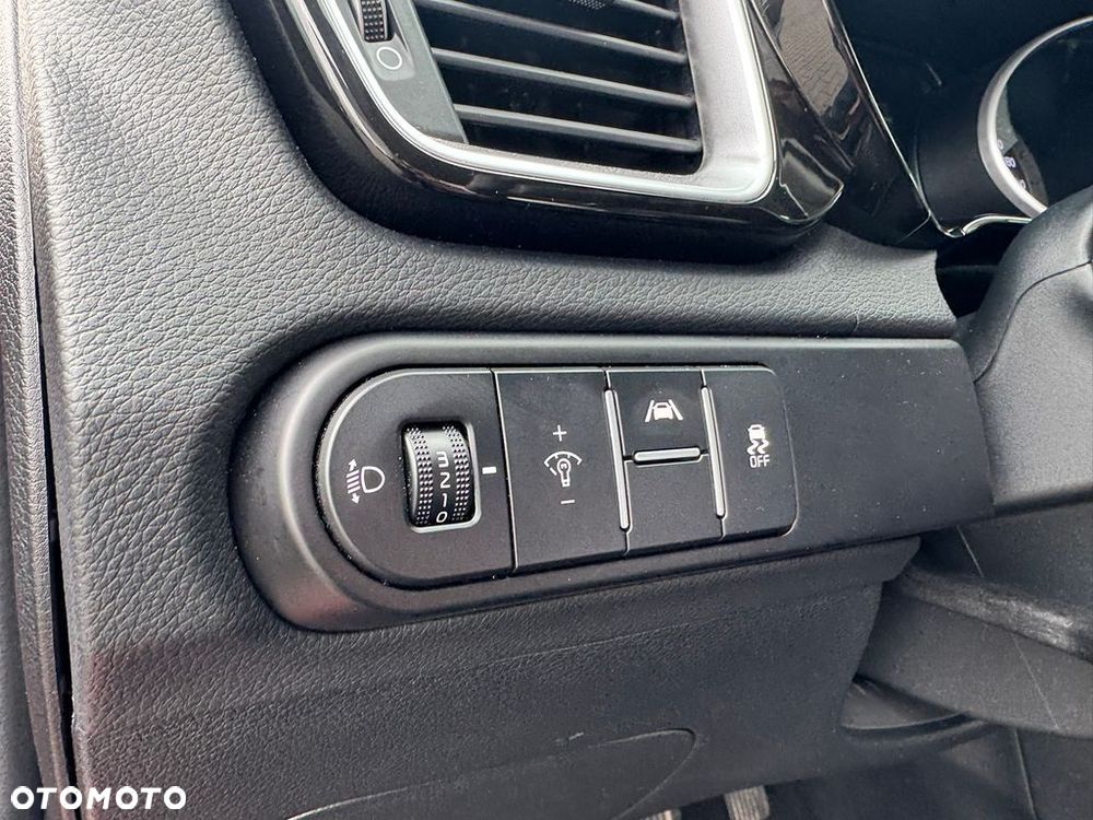 Kia Ceed 1.5 T-GDI Tribute DCT - 17