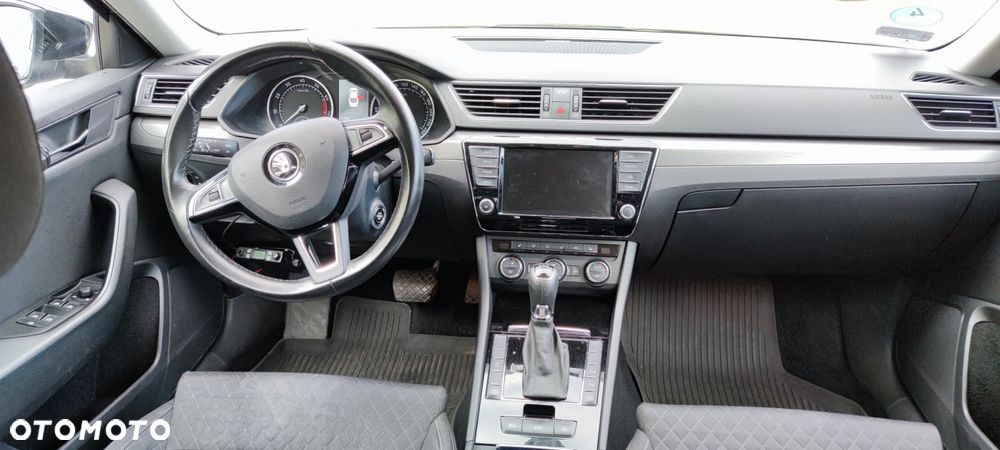 Skoda Superb 2.0 TSI Style DSG - 12