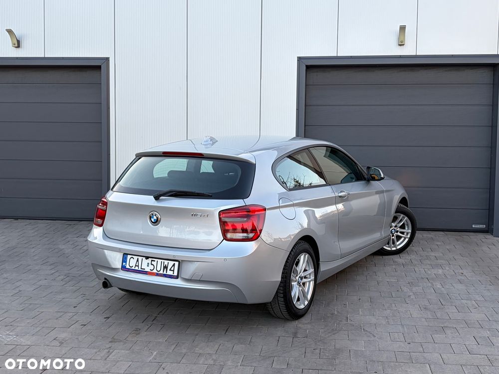 BMW Seria 1 116d EfficientDynamics Edition - 12