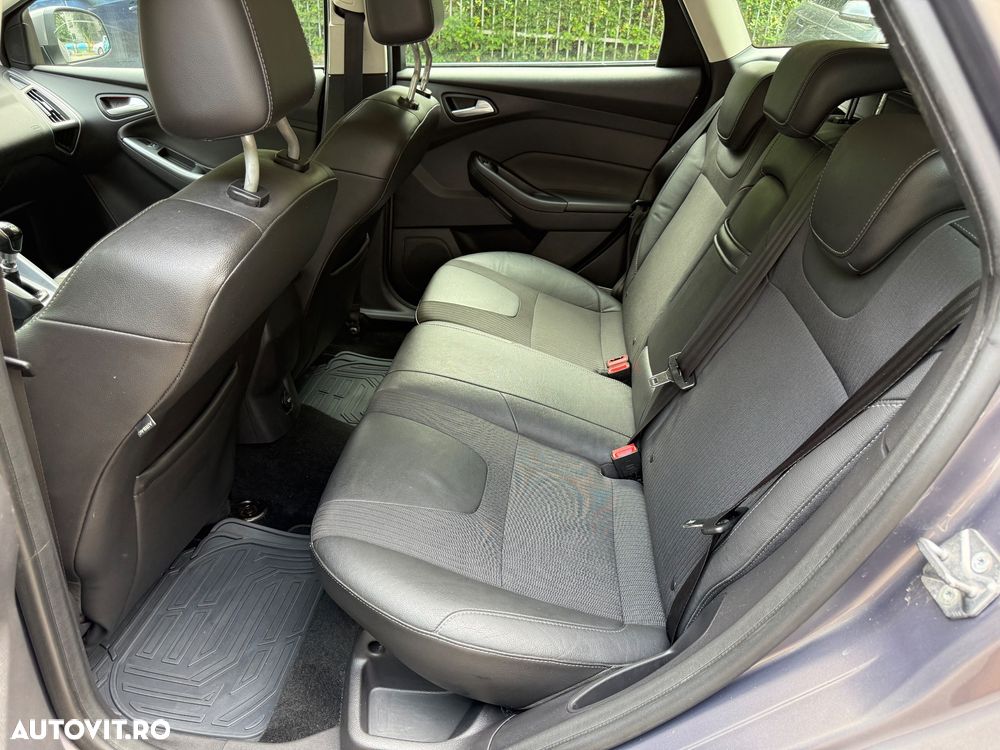 Ford Focus - 7
