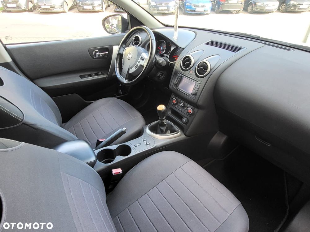 Nissan Qashqai+2 2.0 dCi DPF tekna - 11