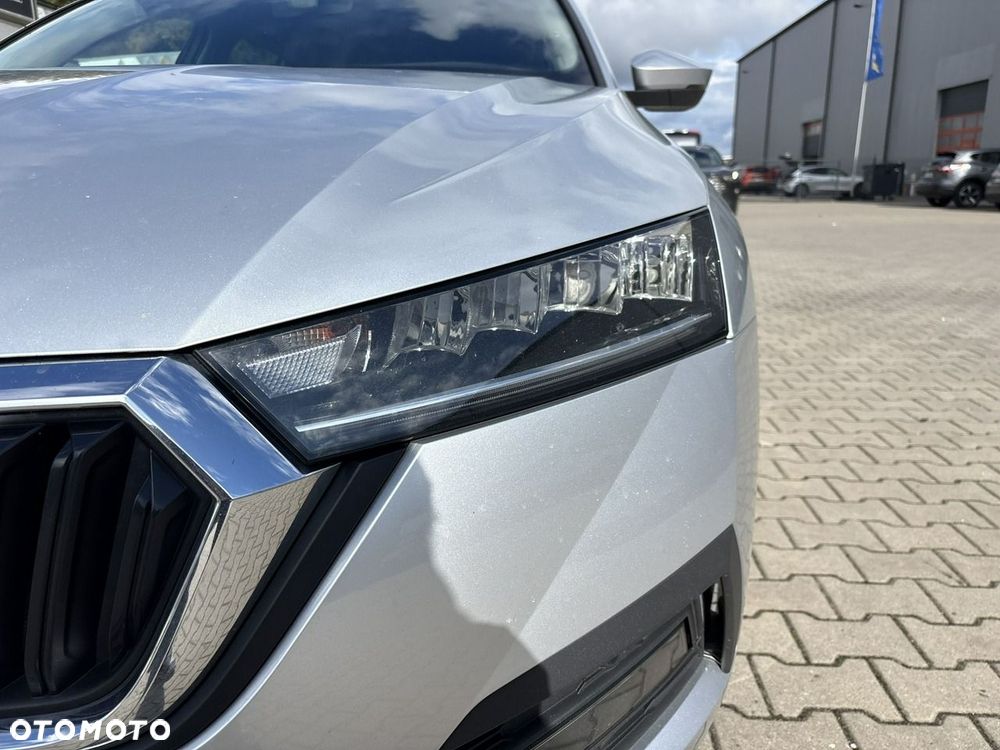 Skoda Octavia 2.0 TDI Ambition DSG - 9