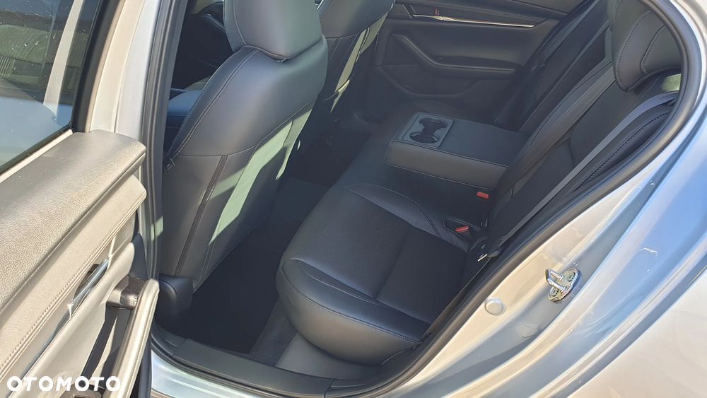 Mazda 3 2.0 mHEV Exclusive Line - 16