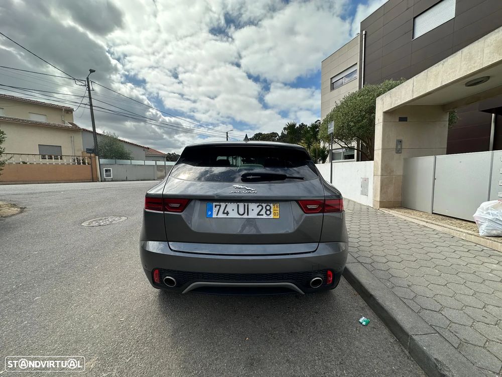 Jaguar E-Pace 2.0 i4D S - 8