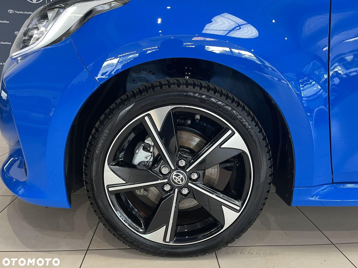 Toyota Yaris - 10