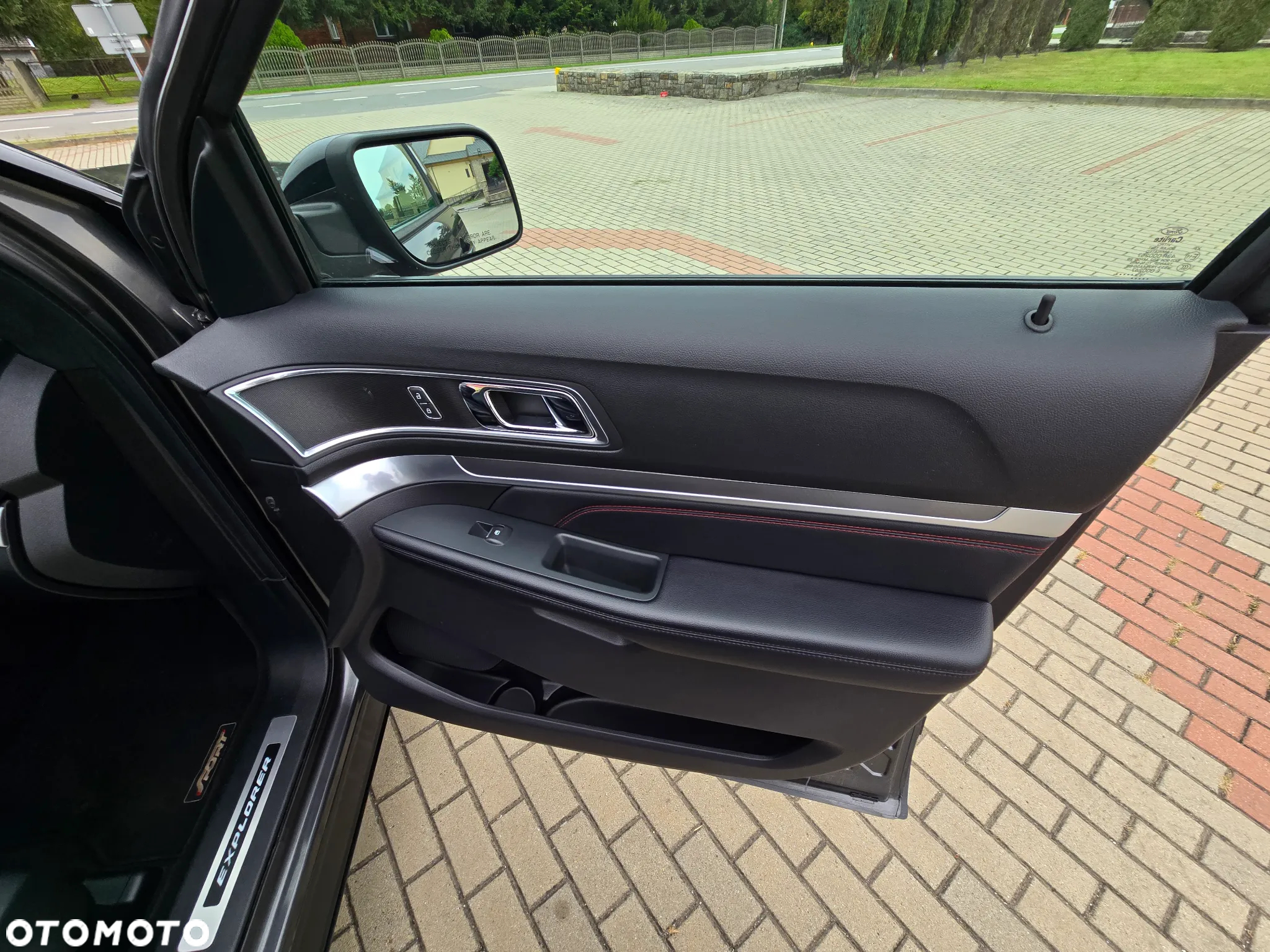Ford Explorer - 9