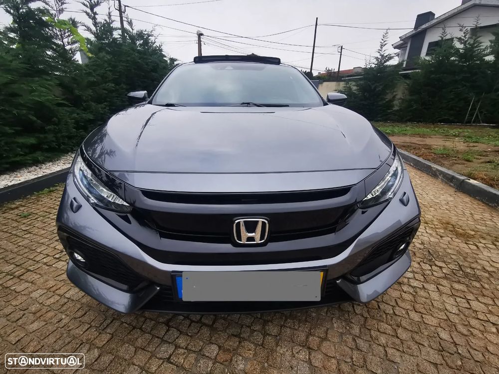 Honda Civic 1.0 i-VTEC Executive Premium - 1