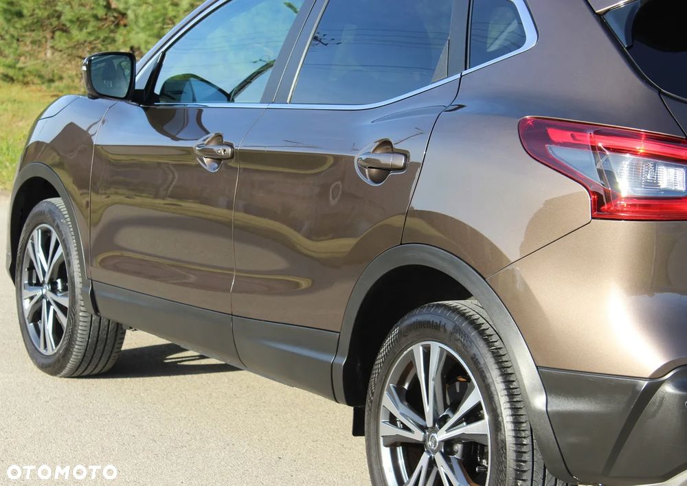 Nissan Qashqai 1.6 DIG-T TEKNA+ - 17