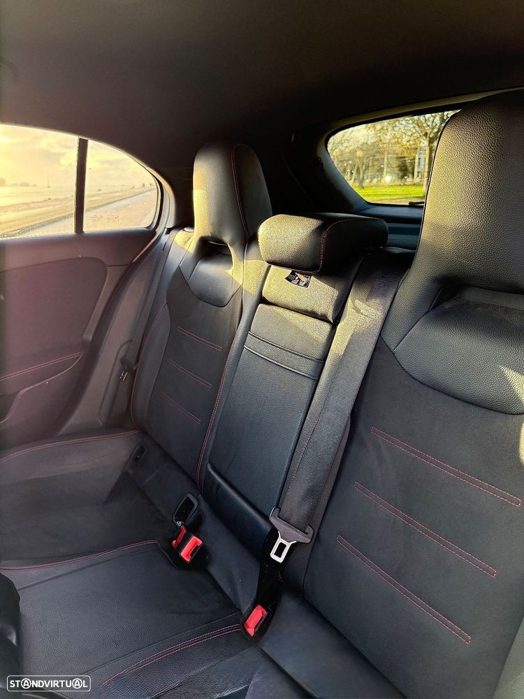 Mercedes-Benz A 180 d AMG Line Aut. - 16