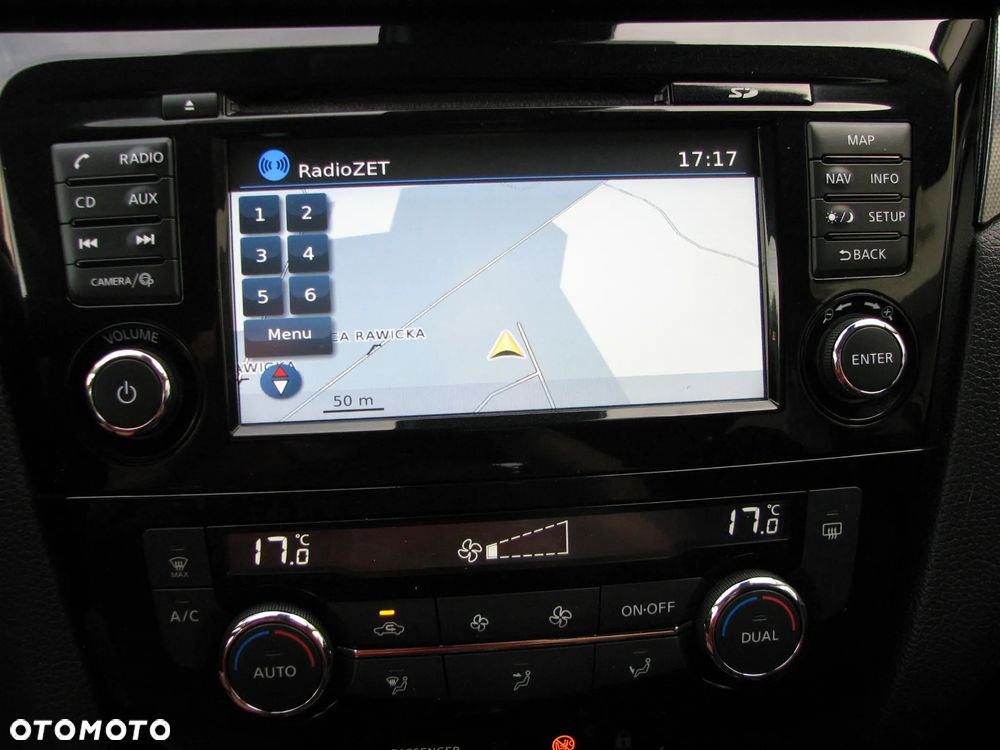 Nissan Qashqai 1.2 DIG-T N-Connecta EU6 - 24