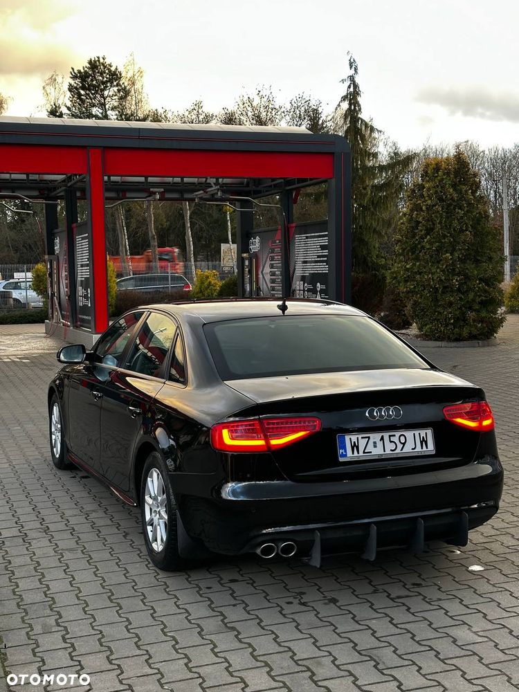 Audi A4 Limousine - 6