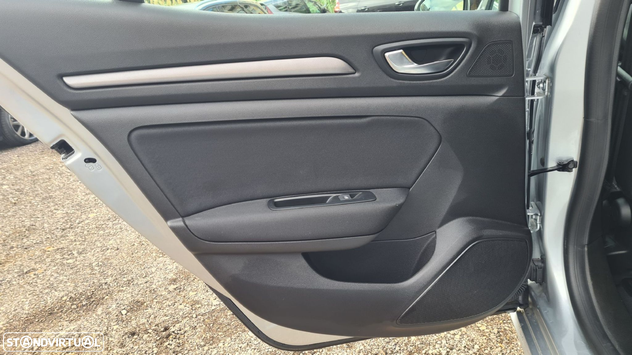 Renault Mégane 1.5 Blue dCi Intens - 37