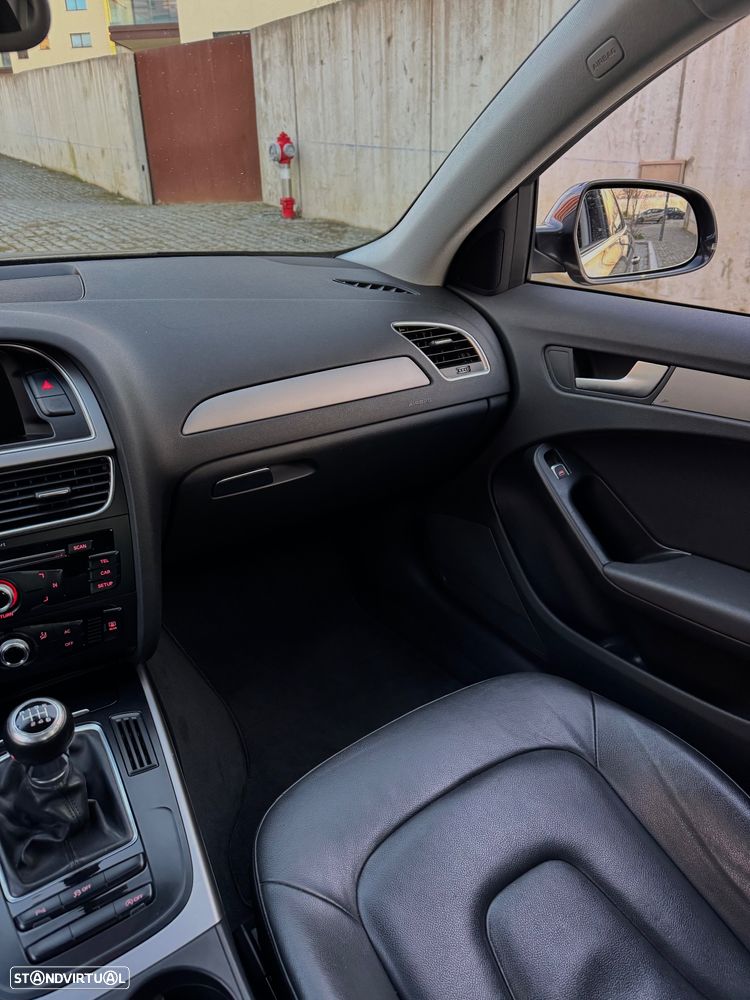 Audi A4 2.0 TDI DPF Ambition - 14