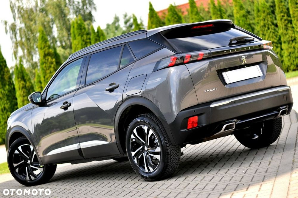 Peugeot 2008 1.2 PureTech Allure Pack S&S - 6