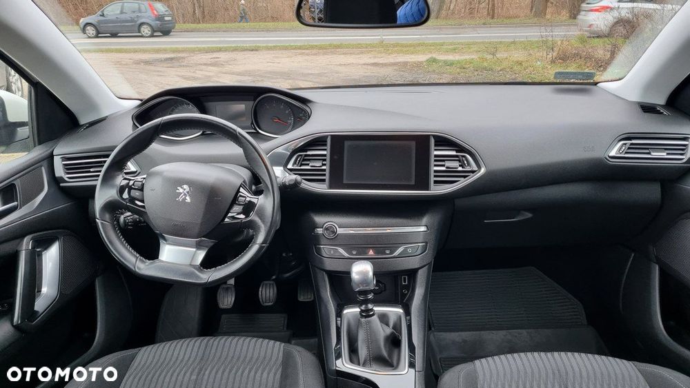 Peugeot 308 - 19