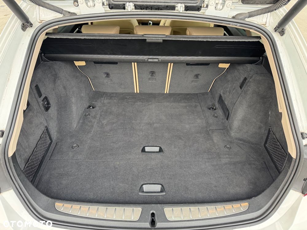 BMW Seria 3 320d Luxury Line - 17
