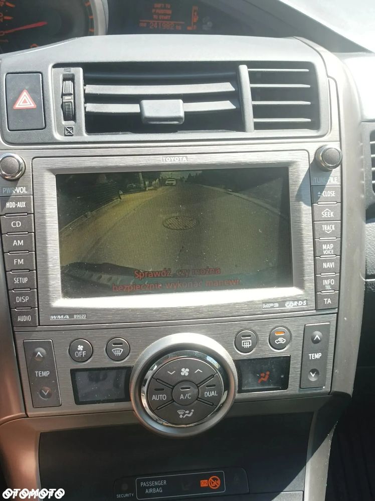 Toyota Verso 1.8 Premium EU5 MS - 15